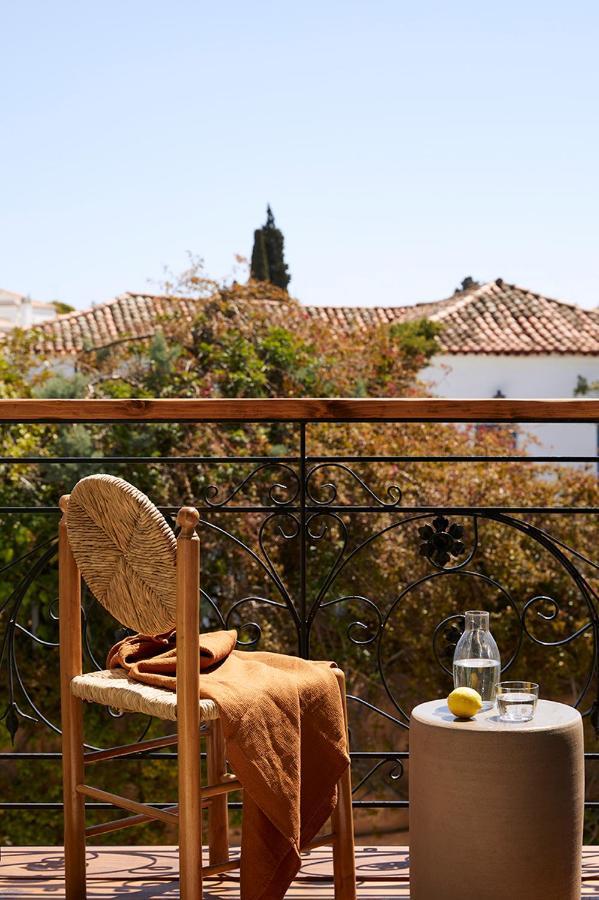 Yayaki Spetses Hotel Ngoại thất bức ảnh